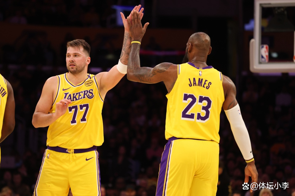 NBA总决赛最终交锋，湖人再次问鼎总冠军